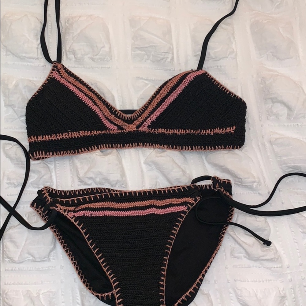 Bathing suit